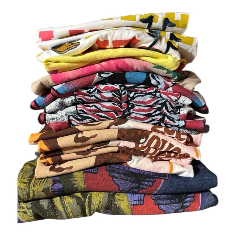 RESELLER LOT - Graphic Tees & Sweatshirts - 17 Pieces lol